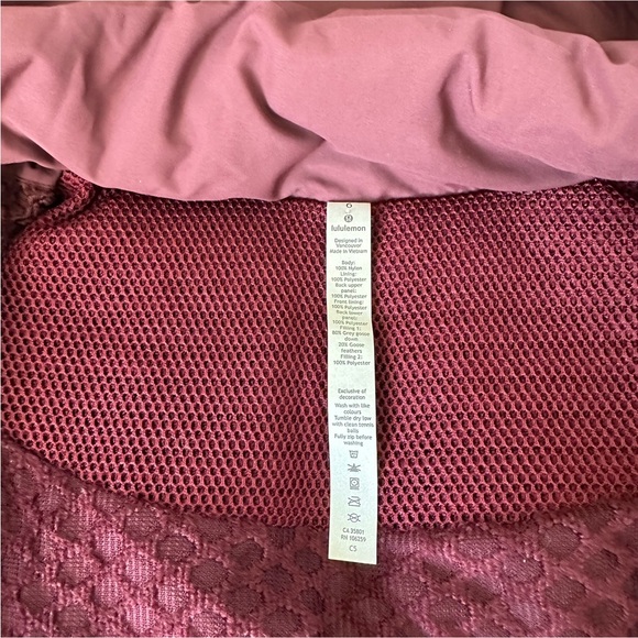 Lululemon Sleet Street Jacket Cassis, 6 - Picture 4 of 15